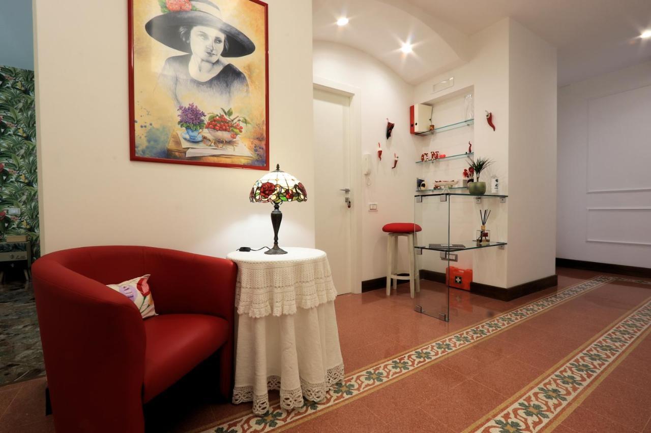 Casa Nina Deluxe Bed & Breakfast Salerno Exterior photo