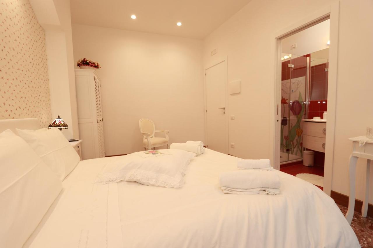 Casa Nina Deluxe Bed & Breakfast Salerno Exterior photo